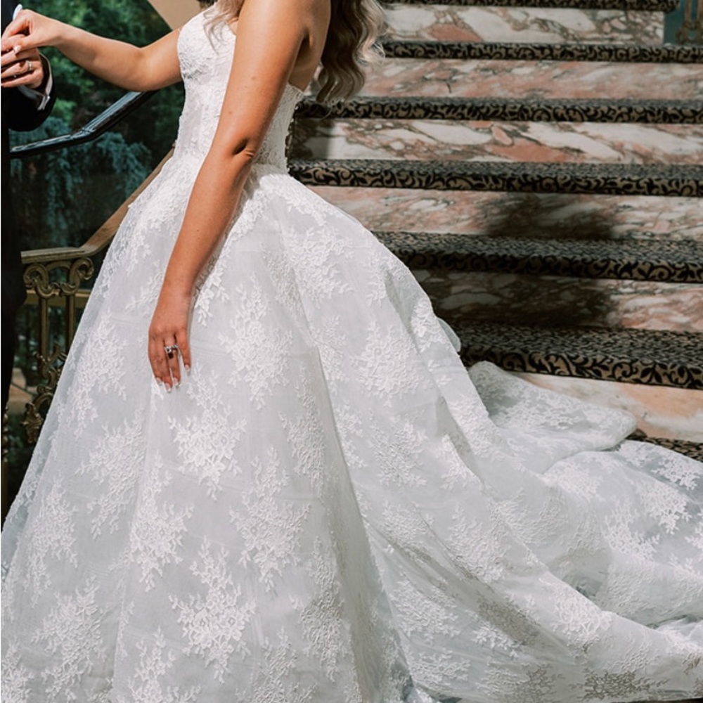 Monique Lhuiller Bridal Alexandra Gown